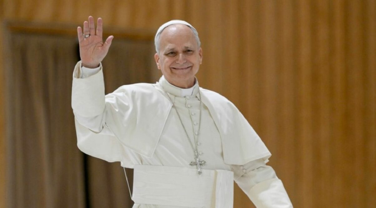 Papa Leon, aflat în Camerun, condamnă „mâna de tirani” care fac ravagii în lume