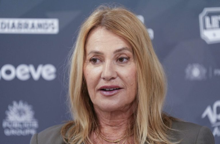 Parteneriat între MAE și COSR pentru „Anul Nadia Comăneci”. Peste 200 de documente diplomatice vor fi făcute publice