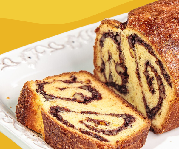 Paște în 2026: ciorba de burtă, cozonacul și sarmalele, în topul comenzilor