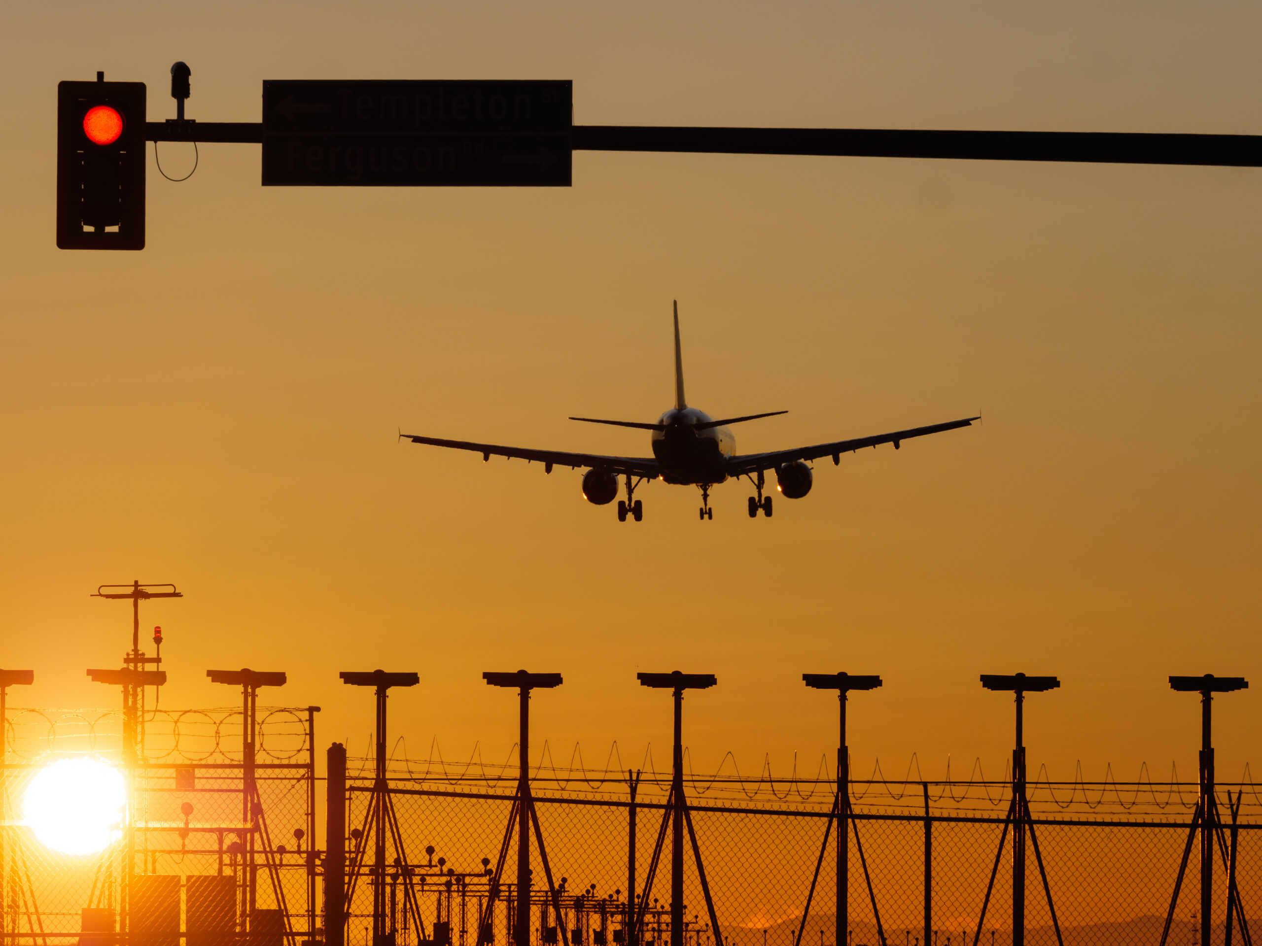 Patru aeroporturi din Italia se confruntă cu restricții de combustibil