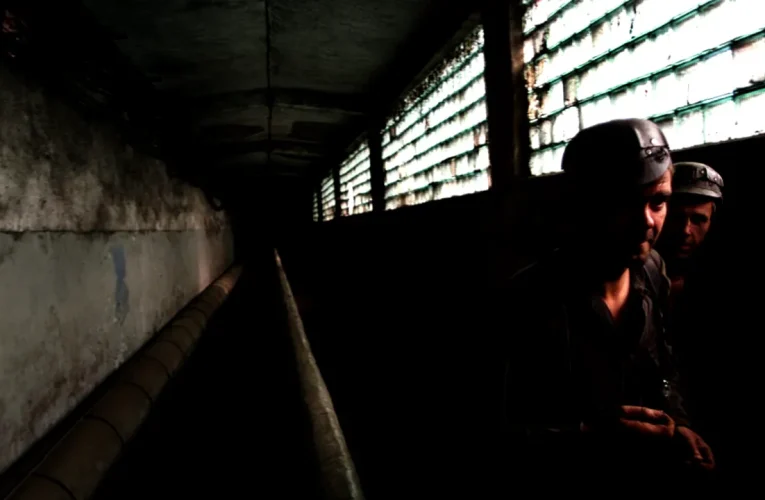 Petrila Mine employee dies underground