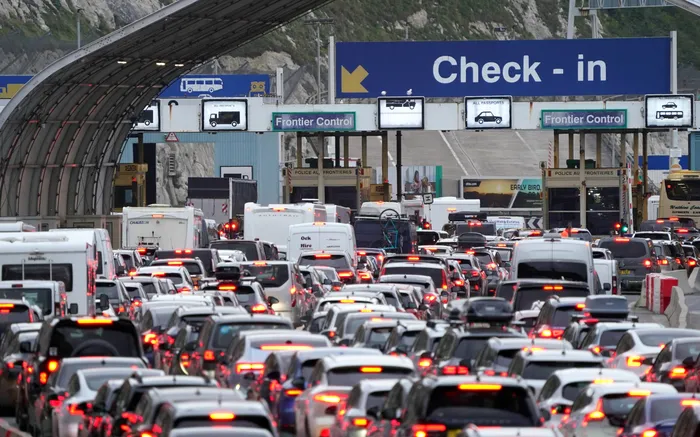 Politico: Europa nu știe cât combustibil are. CE vrea un „Observator” al produselor petroliere