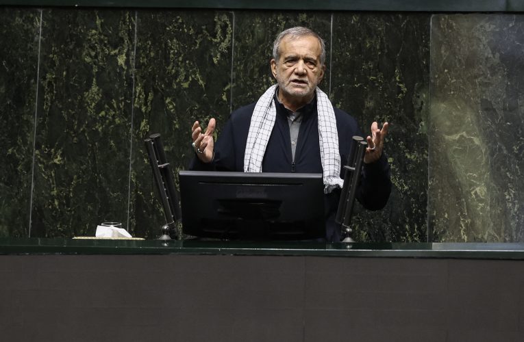 Președintele iranian, atac dur la adresa lui Trump: Nu are niciun temei să priveze Iranul de drepturile sale nucleare