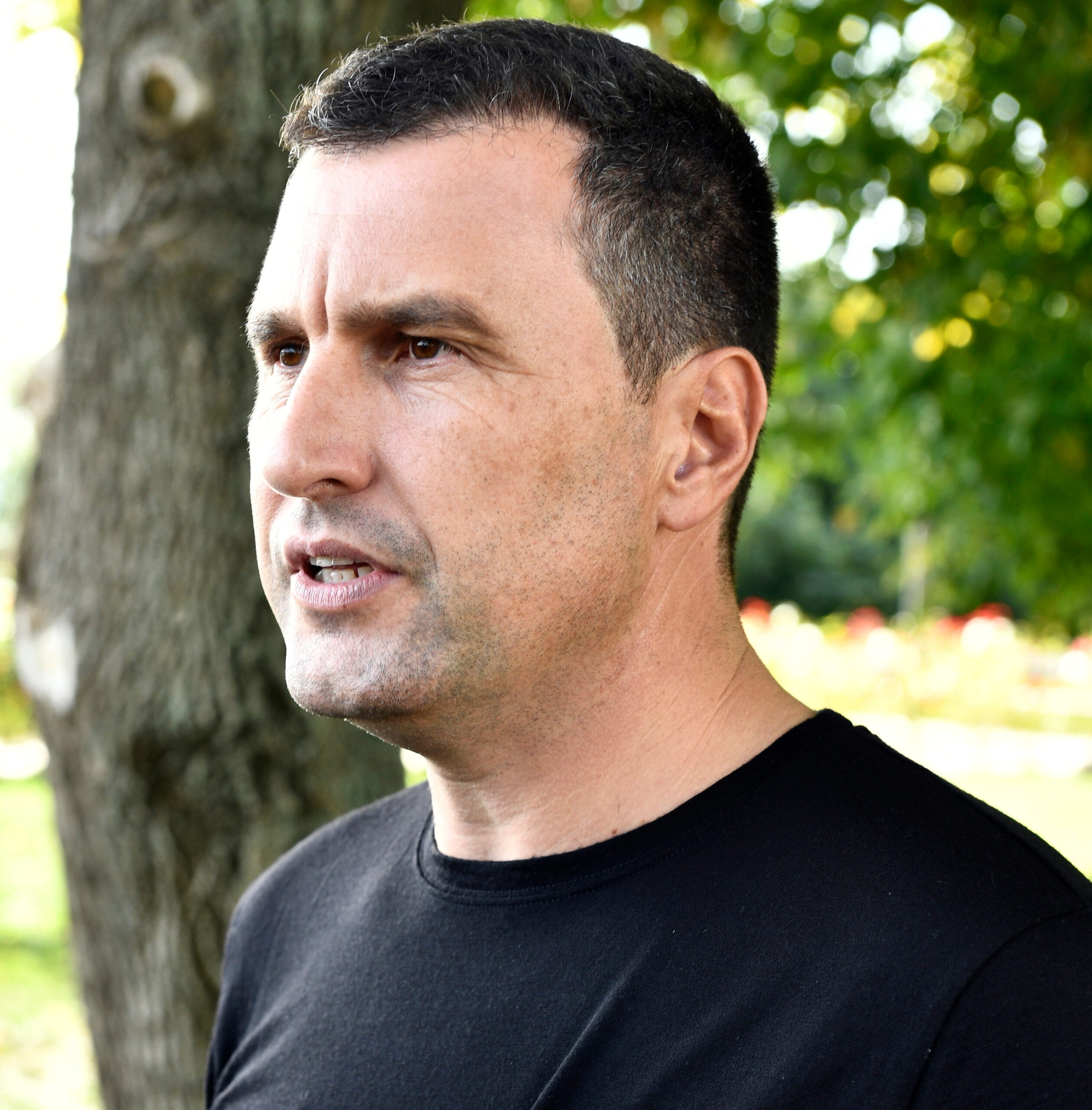 „Prețurile la carburanți s-au stabilizat, dar criza politică amenință PNRR”, afirmă Tánczos Barna