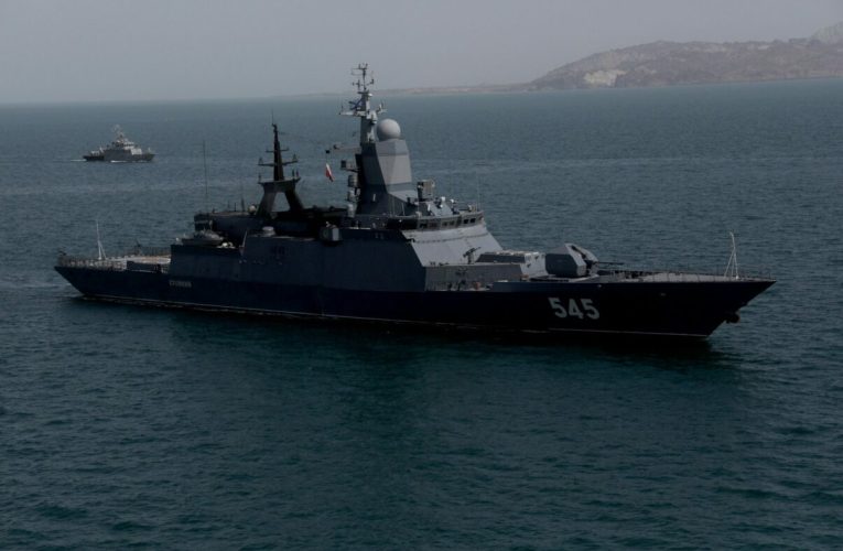 Prețurile petrolului, aproape neschimbate: piața cântărește amenințările lui Trump și propunerea de armistițiu