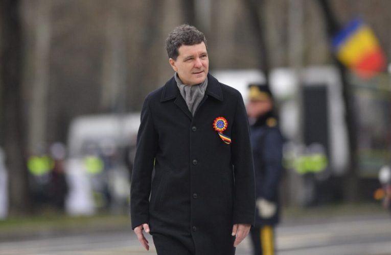 Probe after a post in which a man claims he is raising money to assassinate President Dan