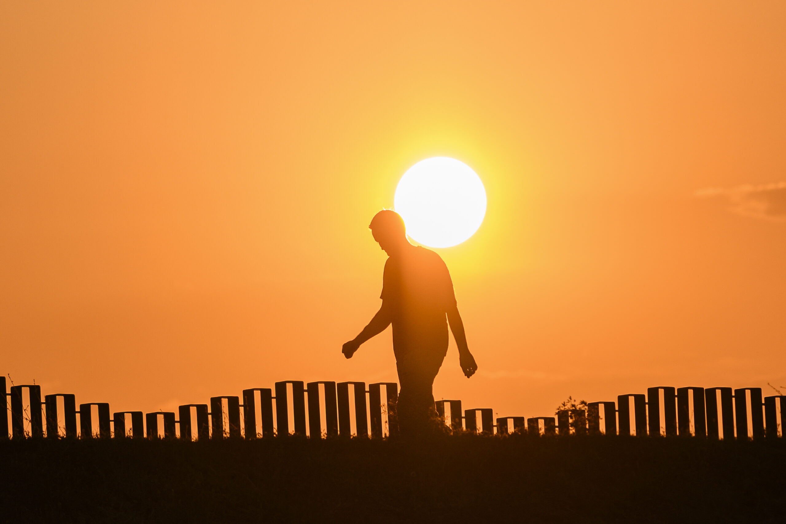 Raport: Valuri de căldură fără precedent în aproape toată Europa, în 2025. Expert: Schimbările climatice sunt realitatea noastră actuală