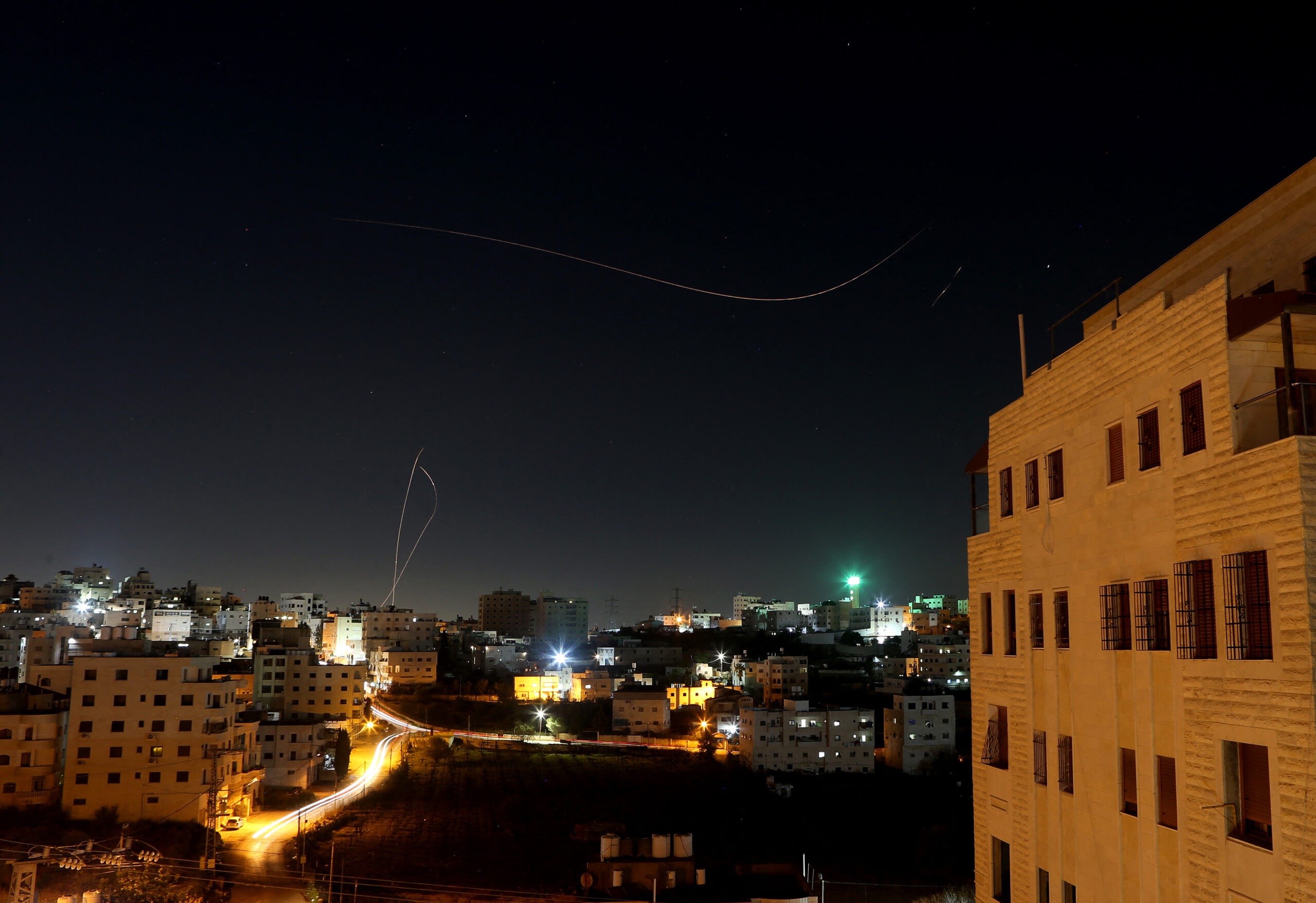 Războiul din Orientul Mijlociu, ziua 38. Agenția de informații din Coreea de Sud: Phenianul ar putea încerca să se distanțeze de Iran / Axios: SUA, Iranul și mediatorii fac eforturi pentru un armistițiu de 45 de zile