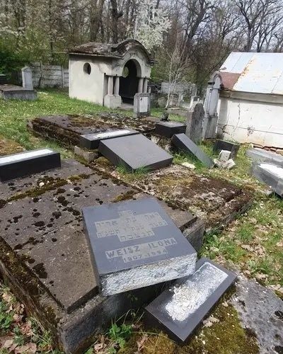 Reacția Ambasadei Israelului după profanarea din Cimitirul Evreiesc din Reghin