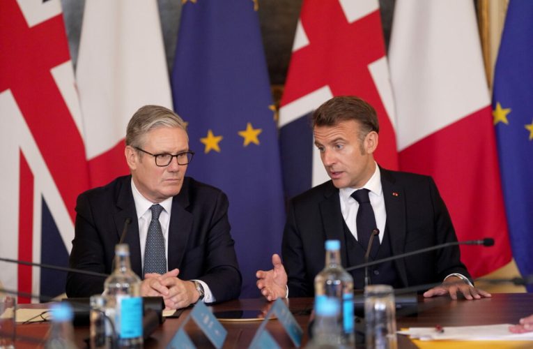 Regatul Unit și Franța vor conduce o misiune militară defensivă pentru protejarea transportului maritim în strâmtoarea Ormuz. Ce declară Starmer și Macron