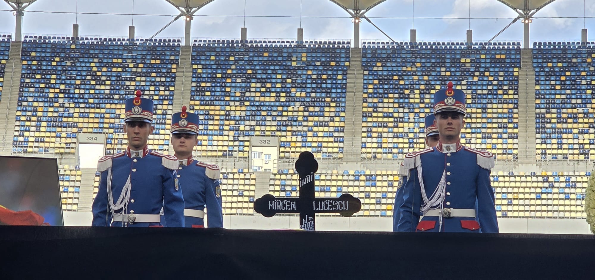 Restricții rutiere în București pentru înmormântarea lui Mircea Lucescu