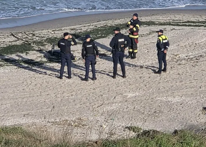 Resturi ale unei drone, găsite la 500 de metri de un restaurant din Tuzla