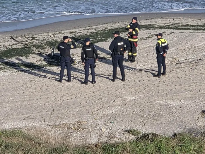 Resturi ale unei drone, găsite la 500 de metri de un restaurant din Tuzla