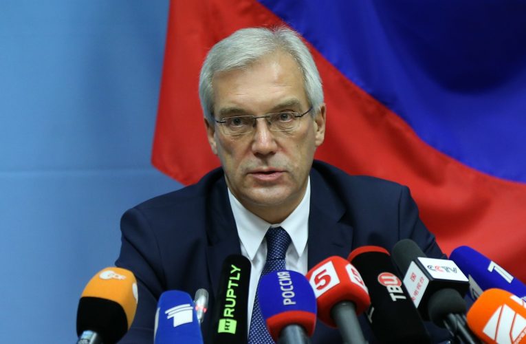 Rusia amenință țările europene să nu găzduiască bombardiere franceze dotate cu arme nucleare