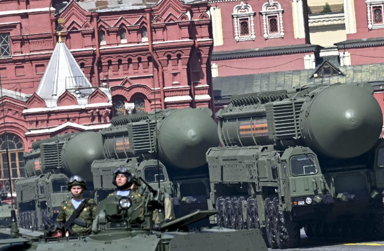 Rusia anulează defilarea echipamentelor militare la parada de 9 mai, din cauza Războiului din Ucraina