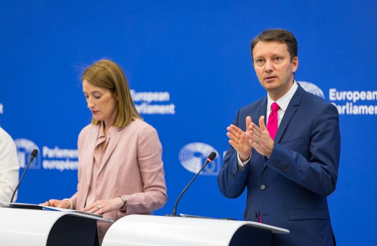 Siegfried Mureșan avertizează că statele UE care nu implementează reforme riscă „blocarea totală a fondurilor europene”