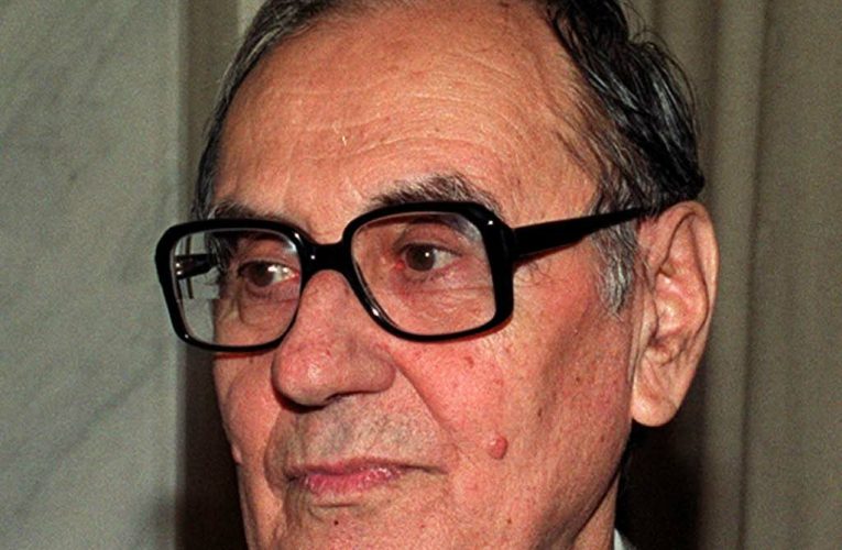 Ștefan Augustin Doinaș – mistrețul cu colți de argint care a învins moartea prin iubire și cuvânt