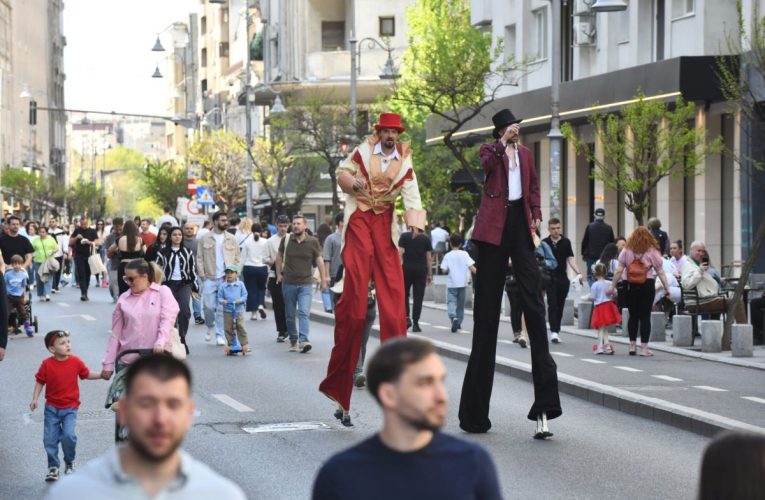 „Străzi poluate”: Calea Victoriei a înregistrat cea mai mare valoare medie de noxe, 53 de micrograme pe metru cub