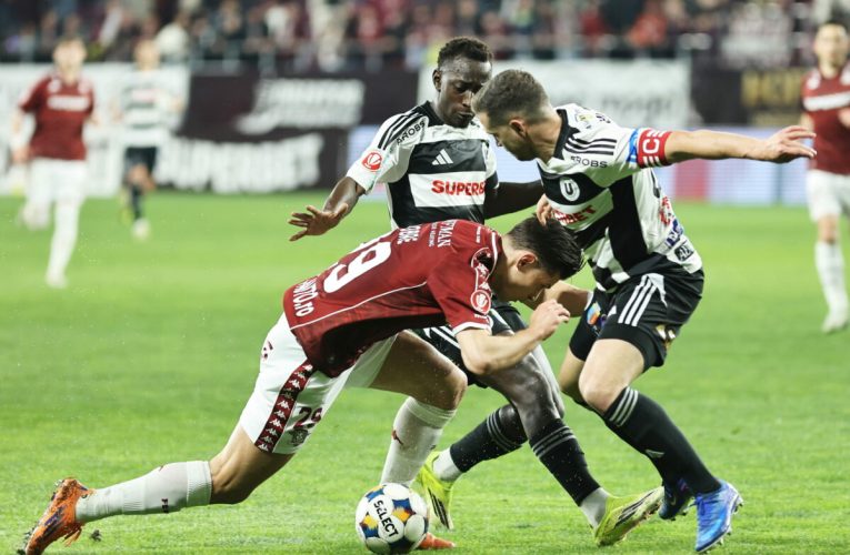 Superliga de fotbal. Meciurile care se joacă în prima zi de Paște