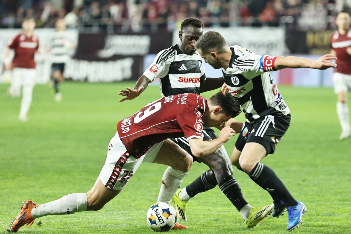 Superliga de fotbal. Meciurile care se joacă în prima zi de Paște