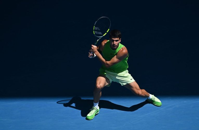 Tenis. Carlos Alcaraz se retrage de la turneul ATP de la Barcelona din cauza unei accidentări