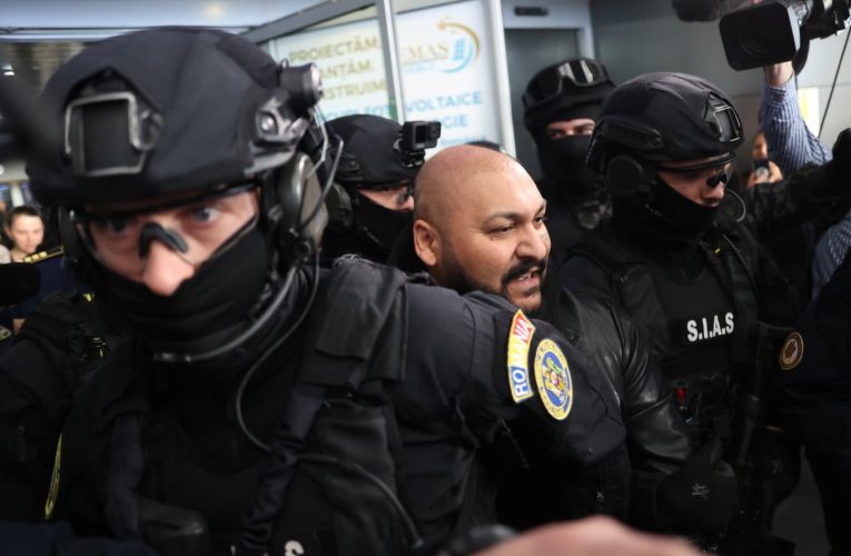 Tribunalul București a respins contestaţia la executare formulată de Dani Mocanu și fratele său. Decizia instanței nu este definitivă