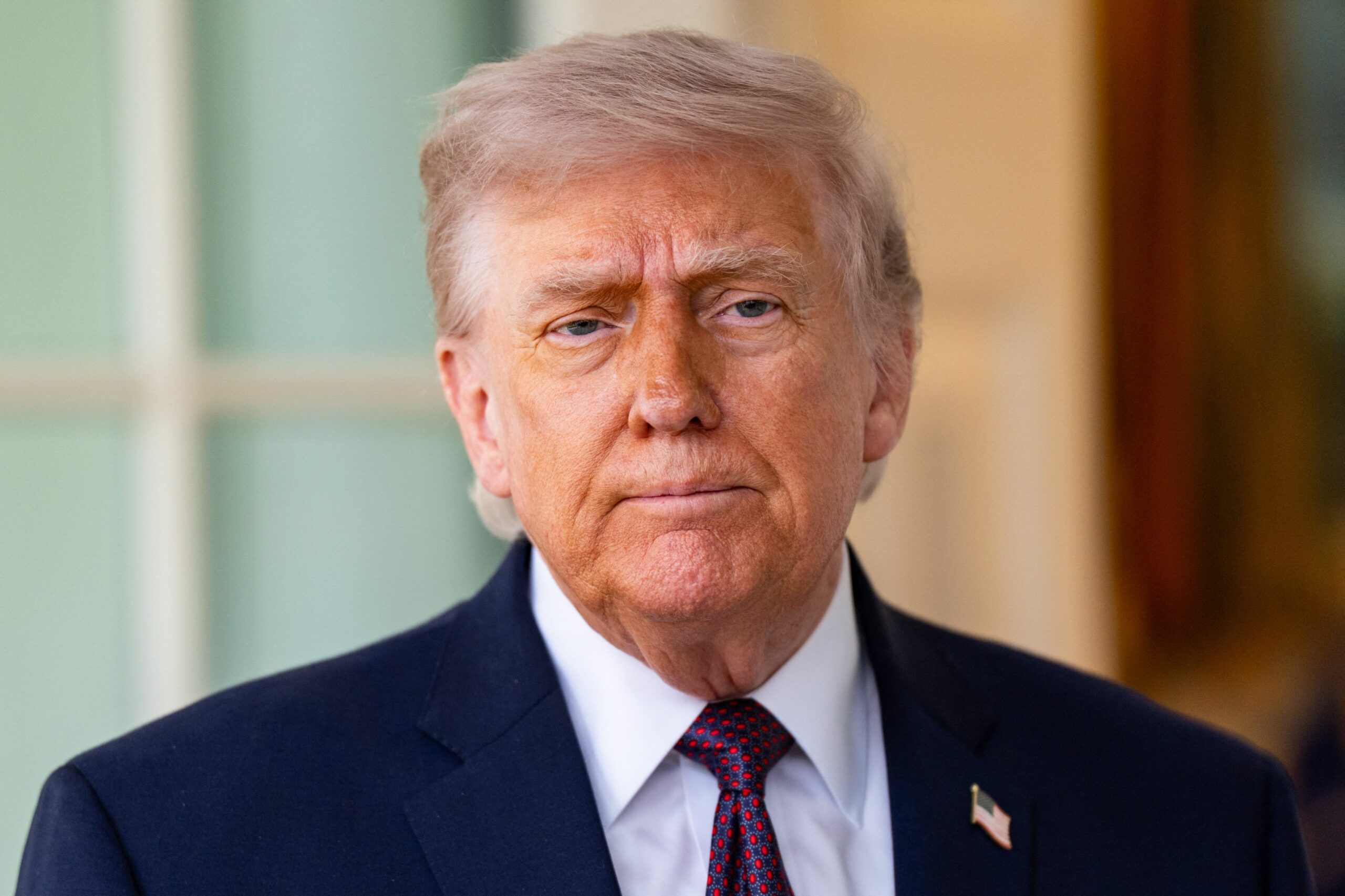 Trump descrie momentele evacuării în timpul incidentului de securitate: „Am vrut să văd ce se întâmplă”