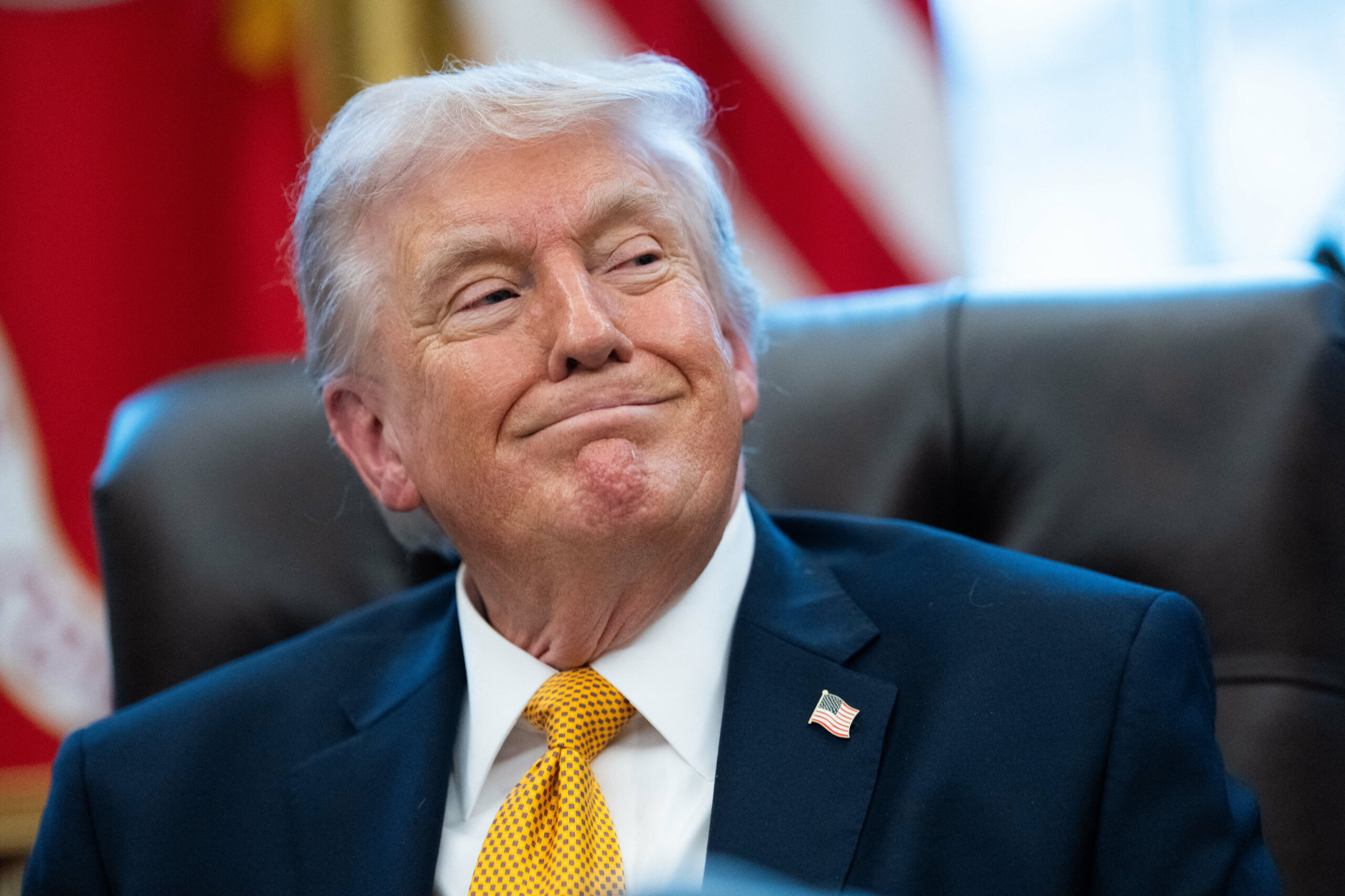 Trump spune că SUA pot prelua Strâmtoarea Ormuz cu mai mult timp la dispoziție