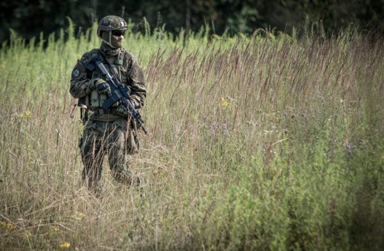 Un militar francez, ucis în Liban. Mesajul lui Macron