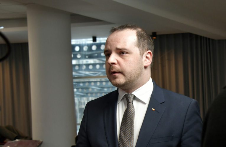 Un ministru își anunță plecarea iminentă din Guvern: „Mâine este ziua demisiei, o voi scrie repede”