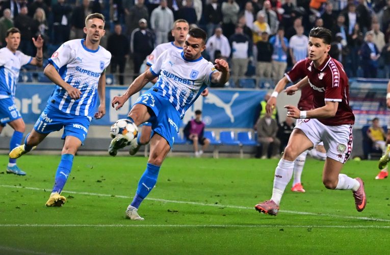 Universitatea Craiova învinge la limită pe FC Argeș și urcă pe primul loc în Superliga de fotbal