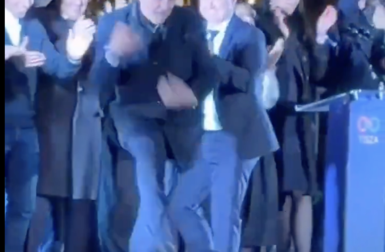 (VIDEO) Cine este politicianul Tisza al cărui dans electoral a devenit viral. Ar putea ajunge în Guvernul Magyar