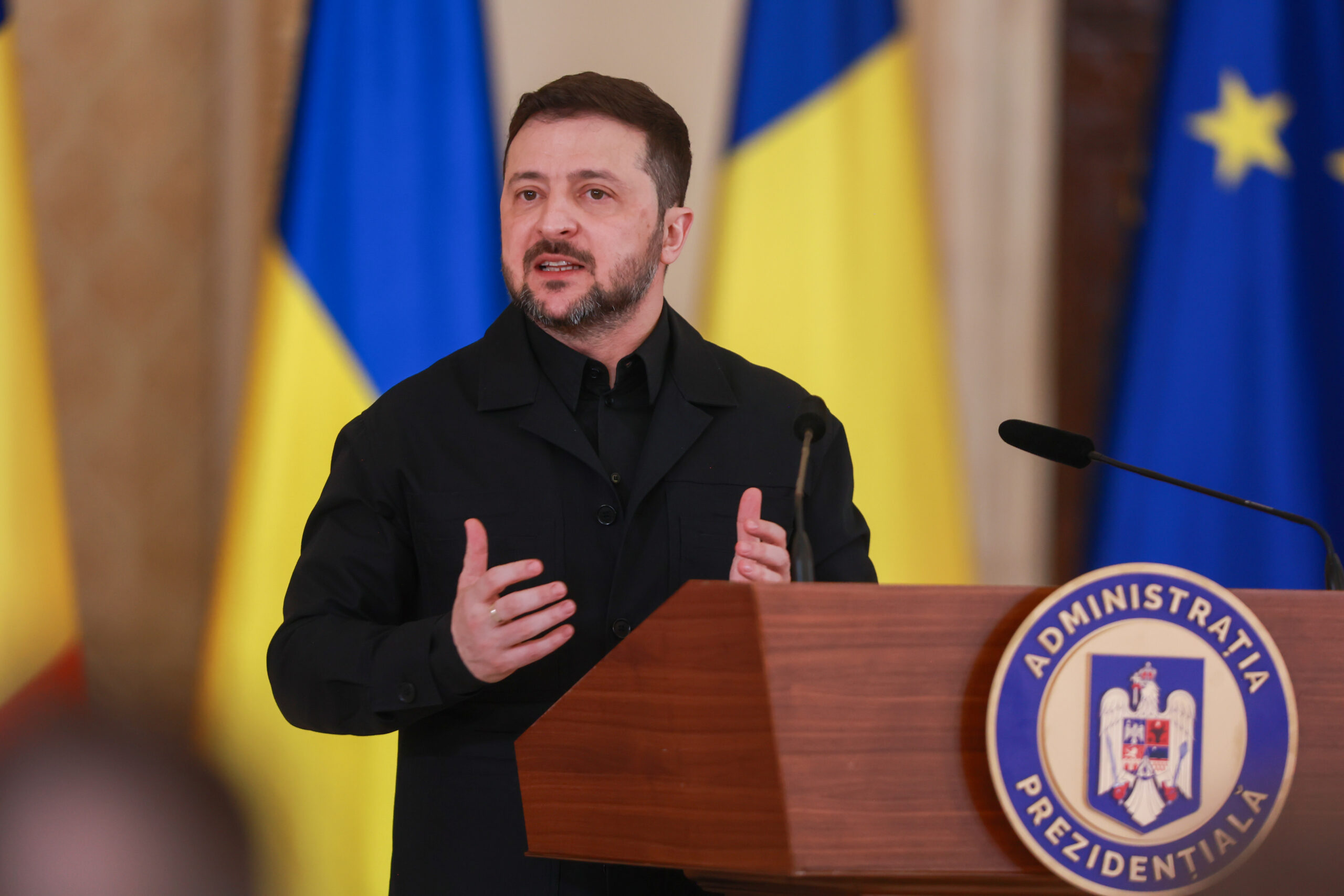 Zelenski a anunțat refacerea infrastructurii energetice, în ciuda lipsei ajutorului UE