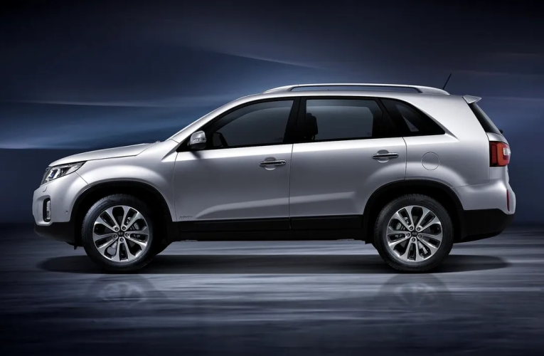 Ziua în care Mircea Lucescu trebuia să trăiască / Accidentul din București și SUV-ul care i-a salvat viața