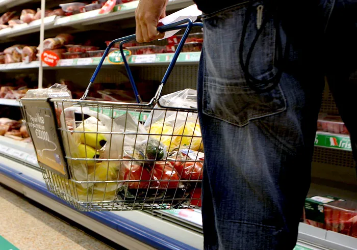 7 moduri prin care poți economisi bani fără să faci schimbări radicale