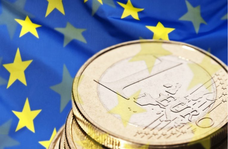 A doua zi de scădere a cursului euro în raport cu leu. La cât a cotat BNR moneda europeană