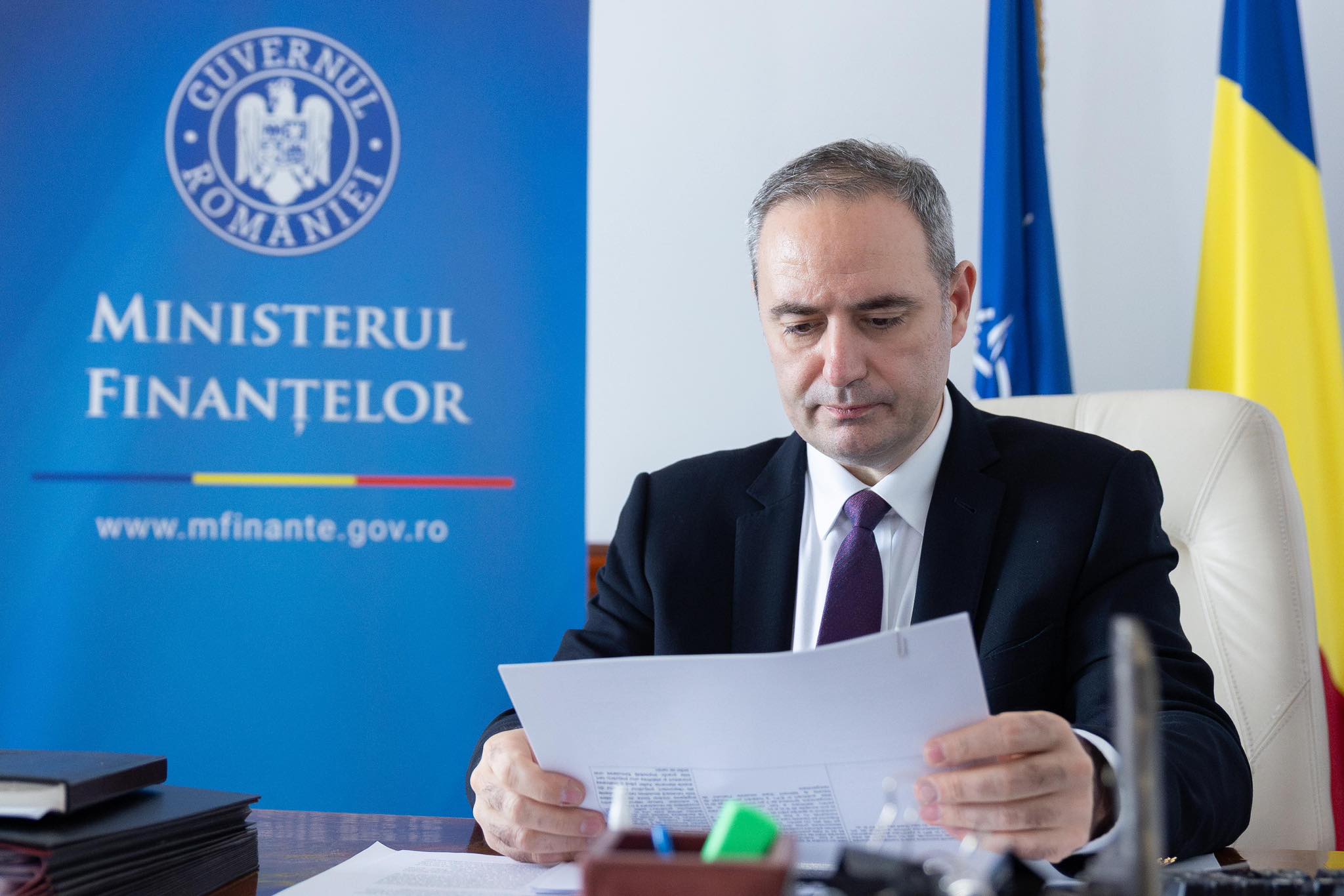 Alexandru Nazare anunță că renunță la E-factura pentru drepturi de autor. Cui i se mai aplică decizia ministerului de Finanțe