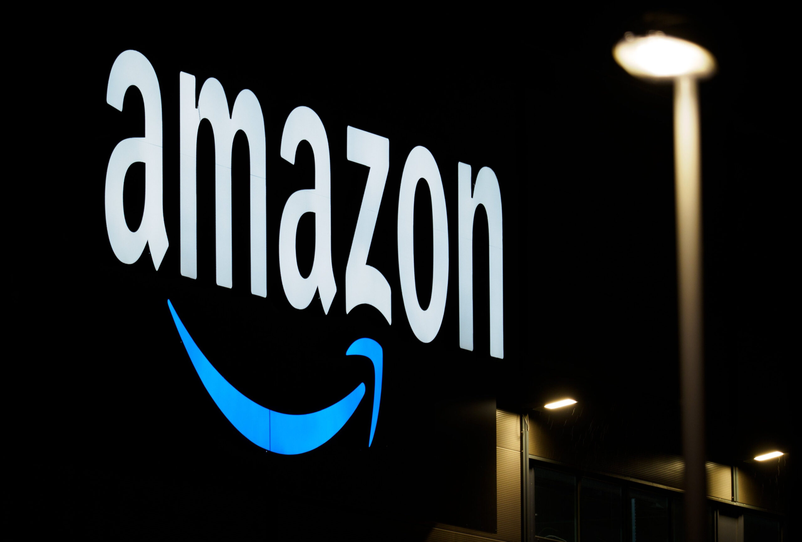 Amazon va investi 15 miliarde de euro în Franța