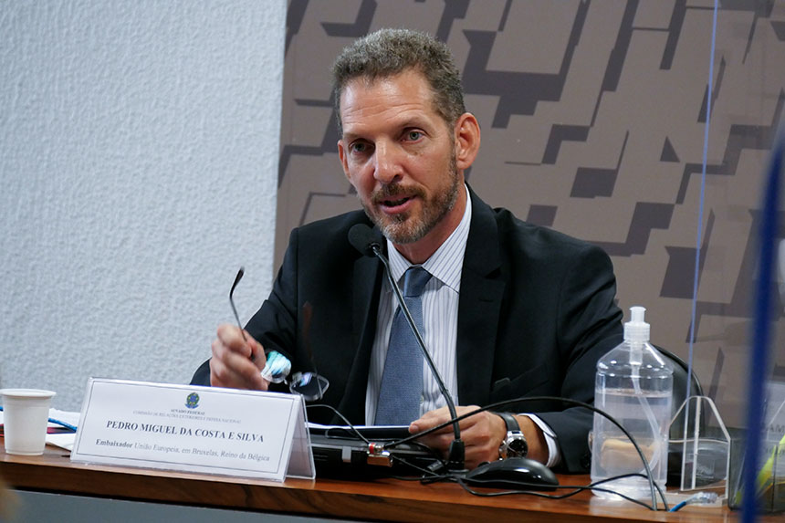 Ambasadorul Braziliei la UE, surprins de interdicția privind importurile de carne