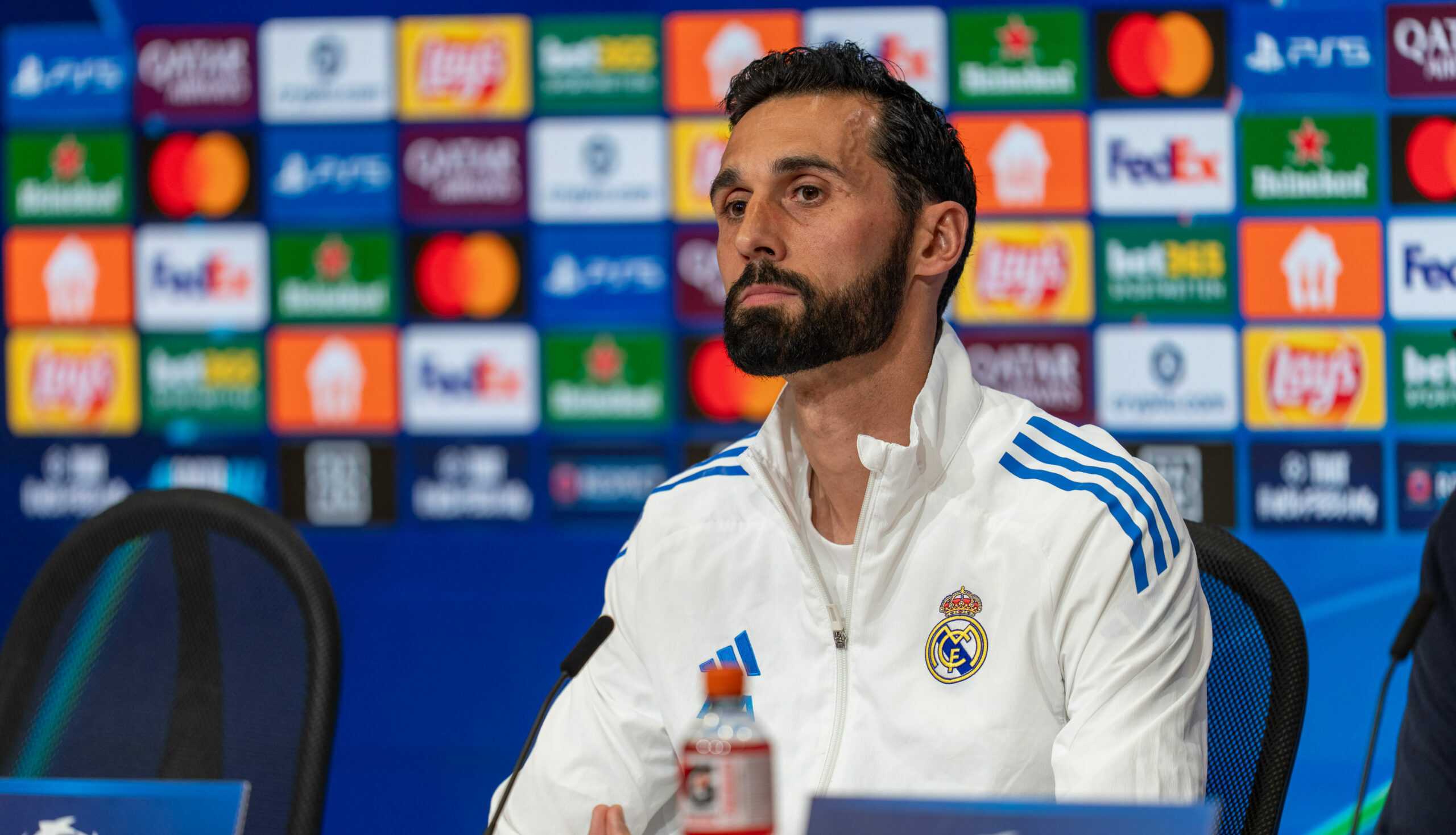 Arbeloa spune că s-ar bucura dacă Mourinho l-ar înlocui la Real Madrid
