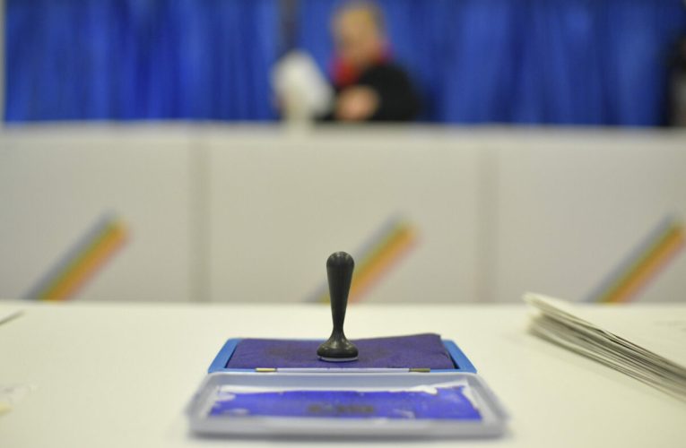 AUR vrea un Parlament cu doar 299 de aleși. Consiliul Legislativ: proiectul nu poate fi promovat