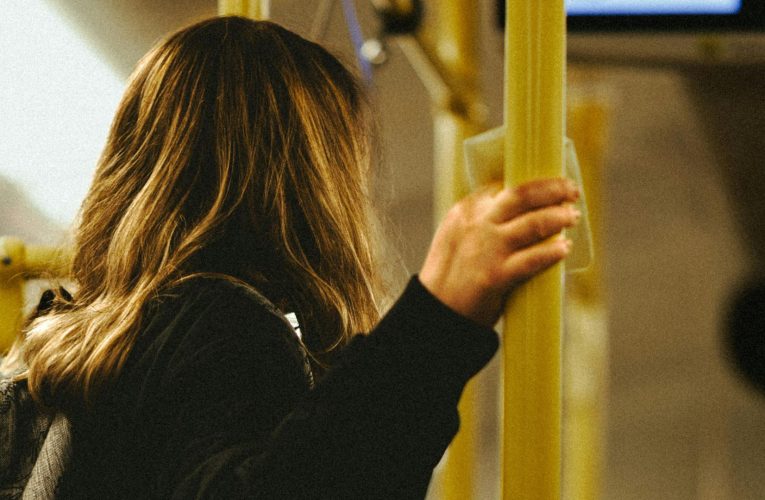 Bătrân de 91 de ani, reținut după ce ar fi agresat sexual două fete în Sectorul 6