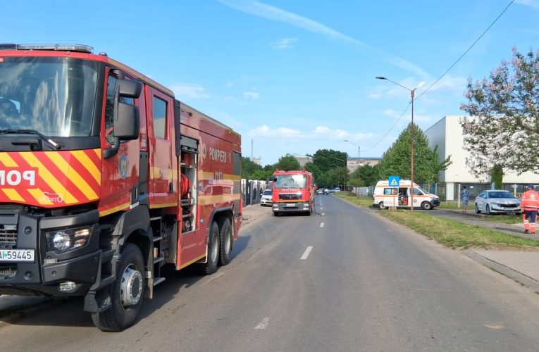 Bloc evacuat în Turnu Măgurele după ce un excavator a lovit o magistrală de gaz