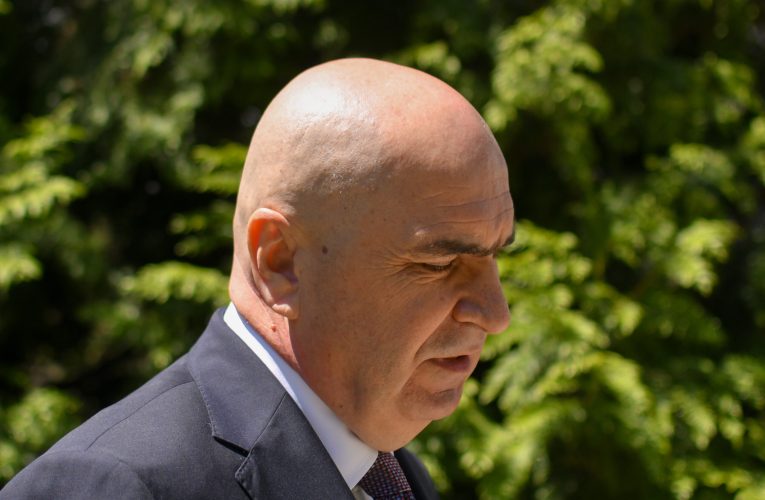 „Bolojan nu este o piedică”. Premierul demis îi întoarce mingea lui Grindeanu