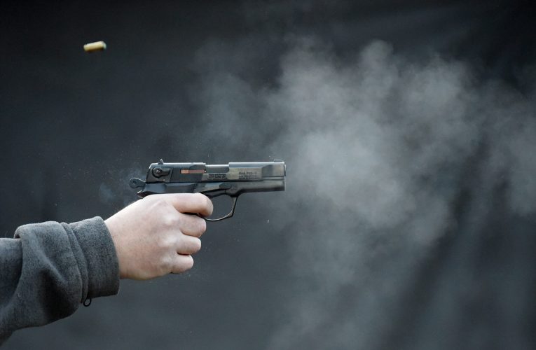 Breaking News. Deținut evadat, împușcat mortal de polițiști în Dolj
