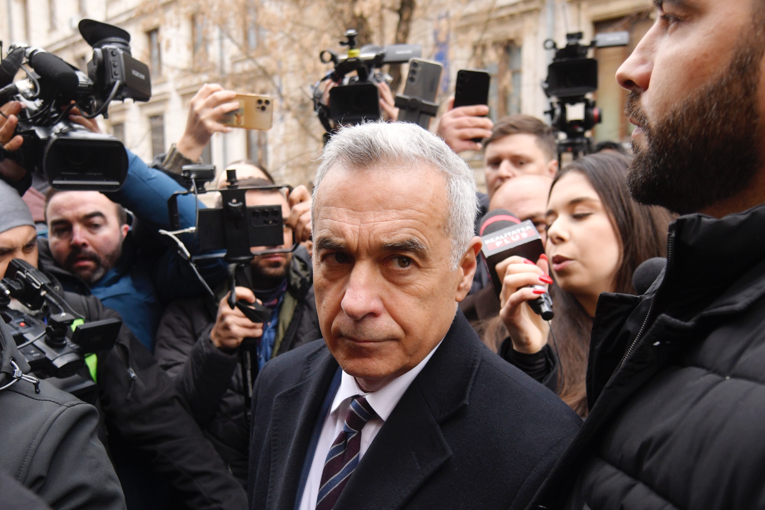Călin Georgescu răspunde la acuzațiile privind legăturile cu serviciile secrete: „Se tem de cei care nu se vând”