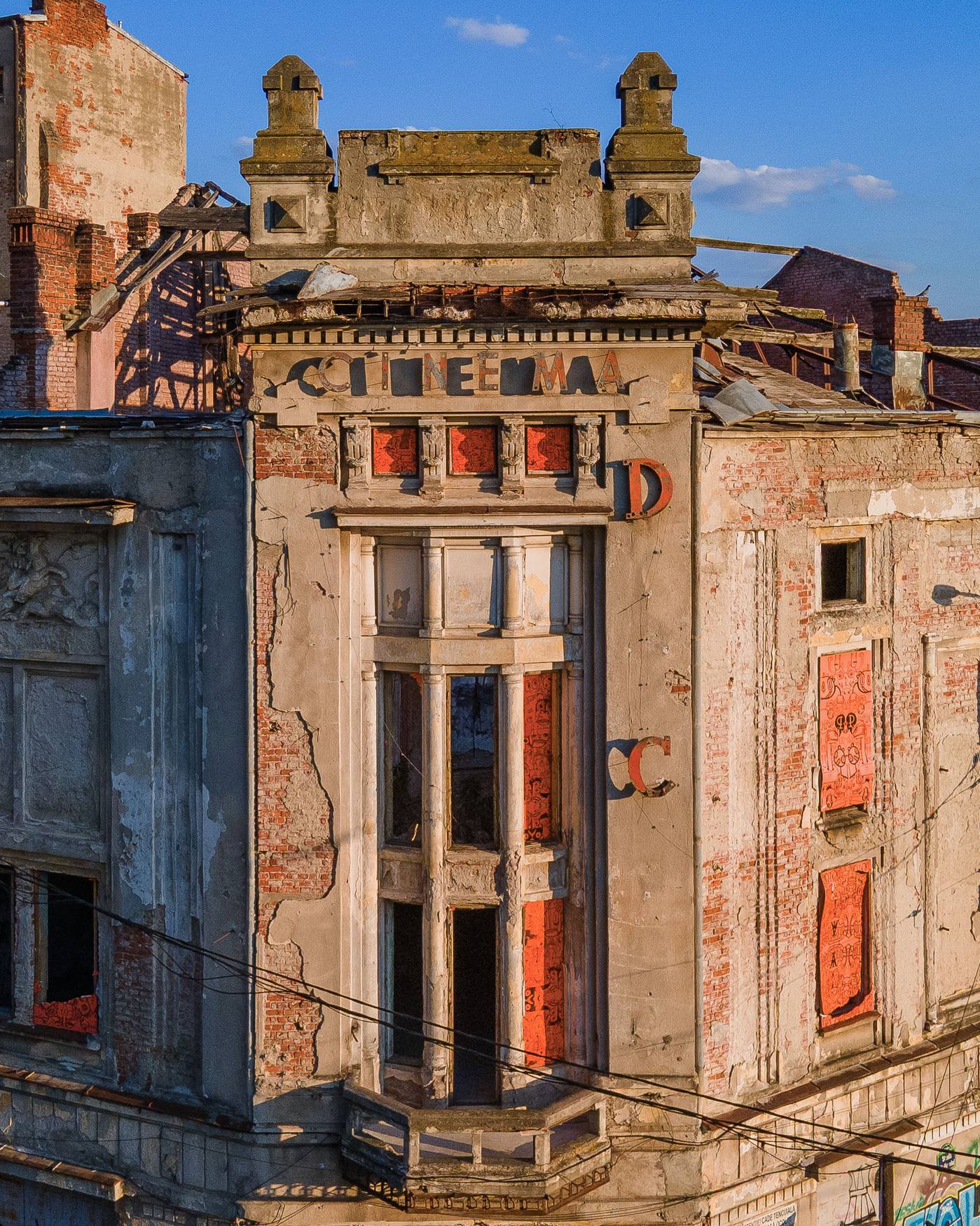 Cinema Marconi, monument Art Deco din București, intră în restaurare cu echipa care a refăcut Notre-Dame de Paris