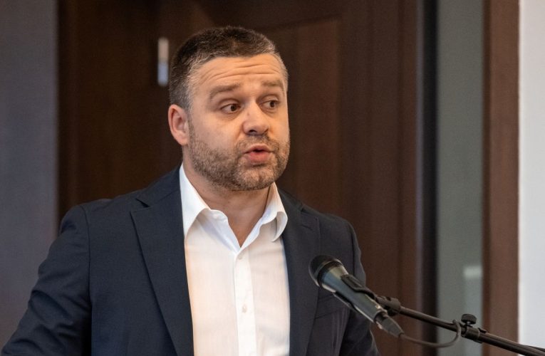 Ciprian Ciucu despre viitorul premier în cazul unui guvern minoritar: „Personalitatea politică cu cea mai mare încredere în rândul românilor. Să fie Bolojan? Eu cred că da”