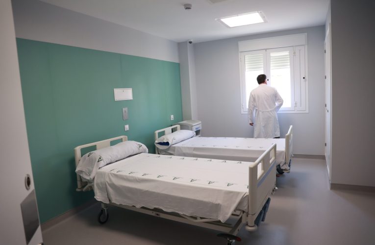 CNAS își dorește adaptarea spitalelor „la realitate”, printr-o analiză a numărului de paturi
