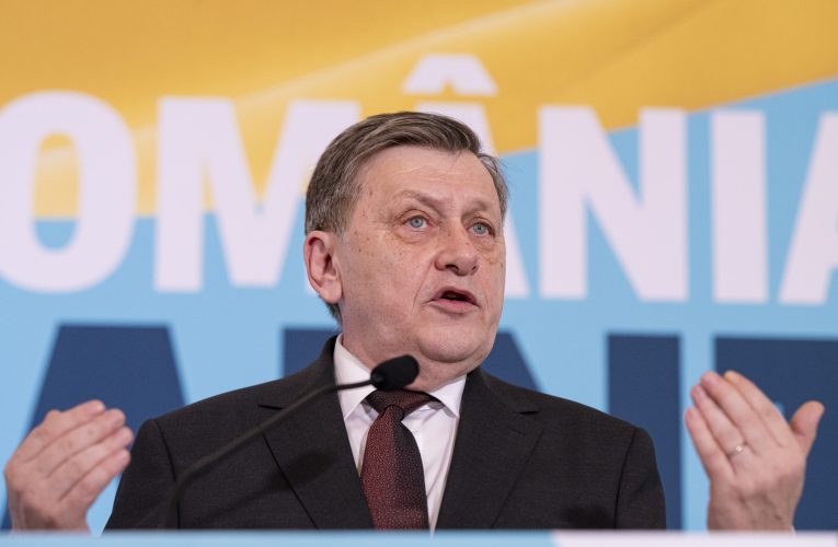 Crin Antonescu: PNL nu mai există. Bolojan este liderul userismului și haștagismului